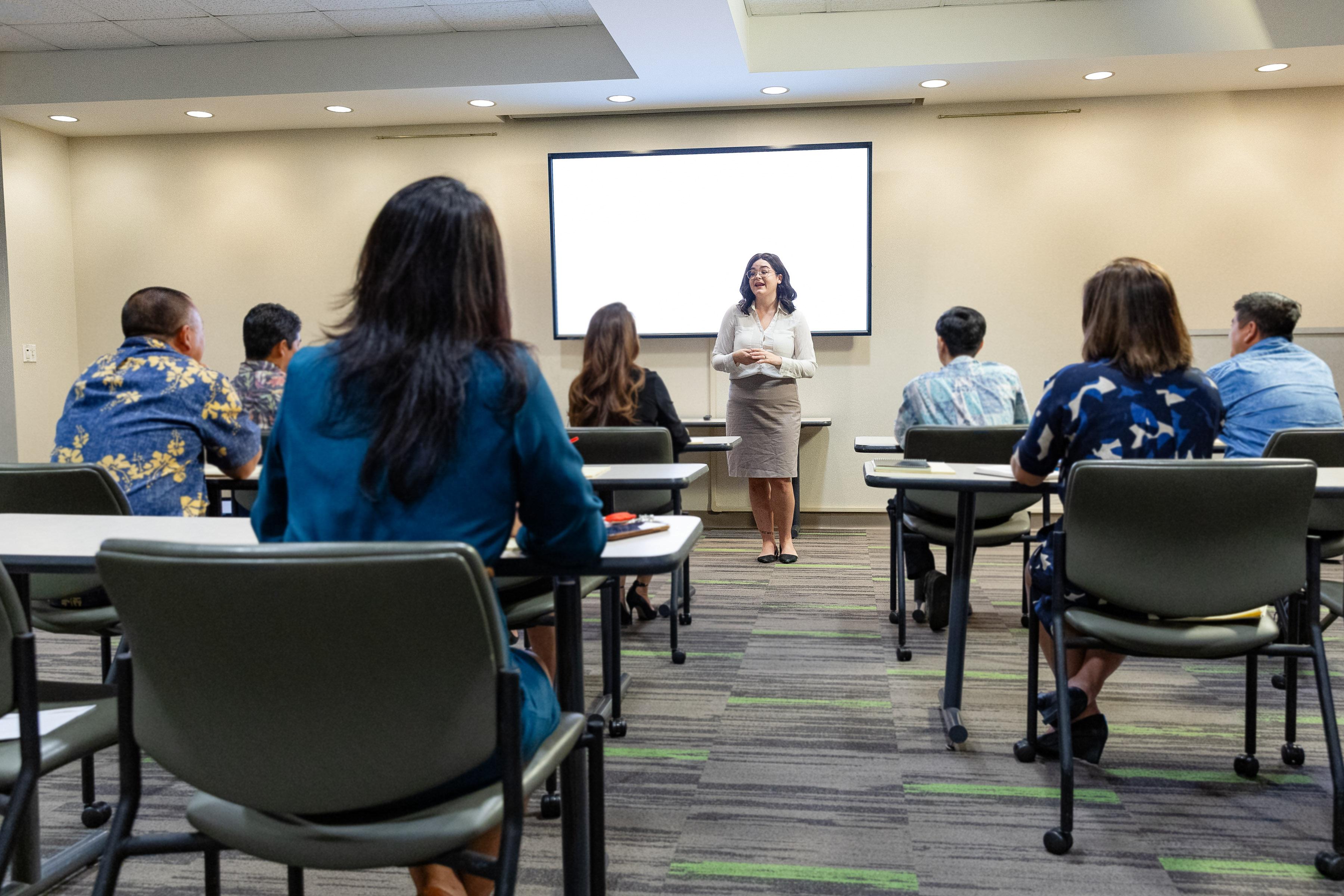 As a service exclusively for members, any or all of the “Fundamentals of Supervision” workshops can be brought to your company’s site by an HEC trainer. When a workshop goes in-house, your trainer will work to design content that fits your company’s culture, by tailoring presentation materials to highlight salient workplace issues and/or by using your company's forms, policies and procedures whenever possible.